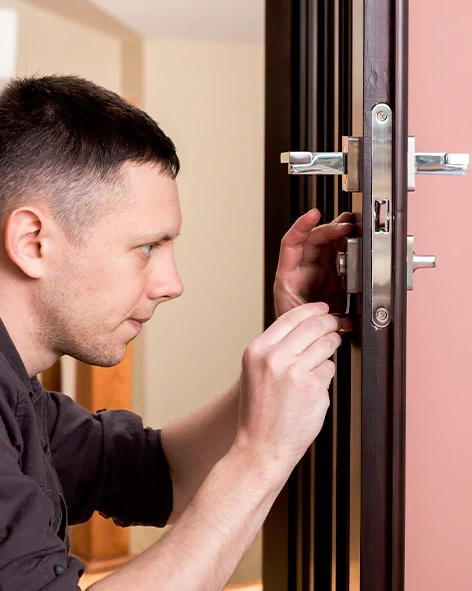 : Professional Locksmith For Commercial And Residential Locksmith Services in Arvin, CA