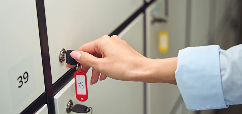Cabinet Lock Installation in Arvin, California