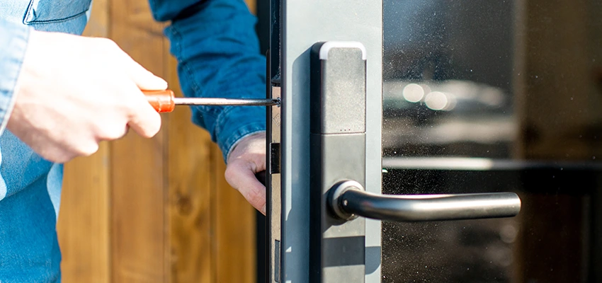 Aluminium Door Lock Replacement in Arvin, California